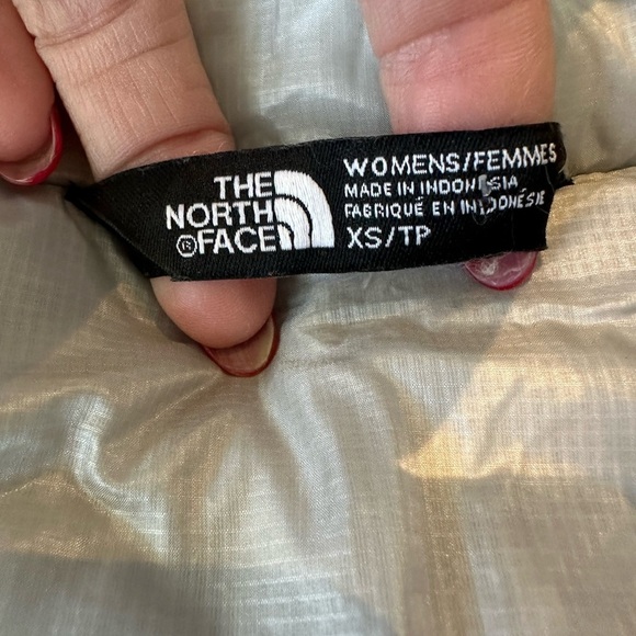 The North Face Eco Thermoball Down Puffer Jacket - Picture 12 of 13